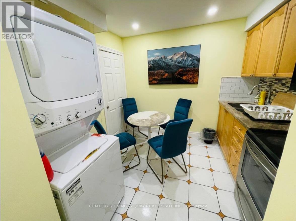 117 Northolt Crescent, Markham, ON - Indoor Photo Showing Laundry Room