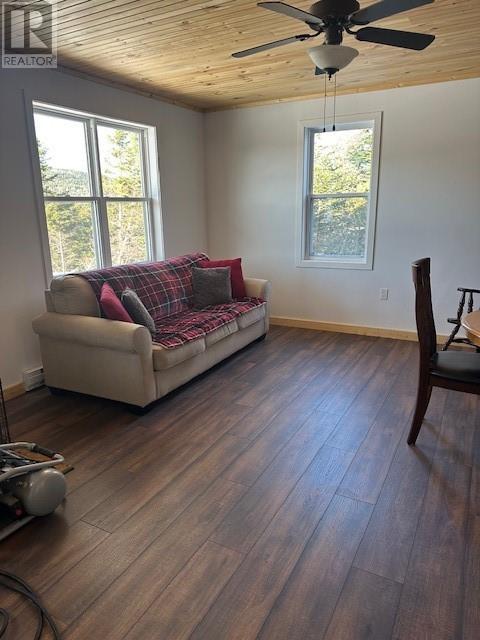 25 Ocean View Drive, Norman'S Cove, NL - Indoor