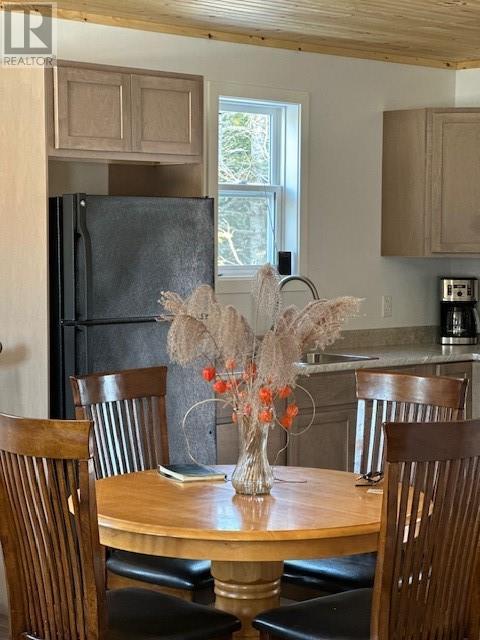 25 Ocean View Drive, Norman'S Cove, NL - Indoor Photo Showing Dining Room