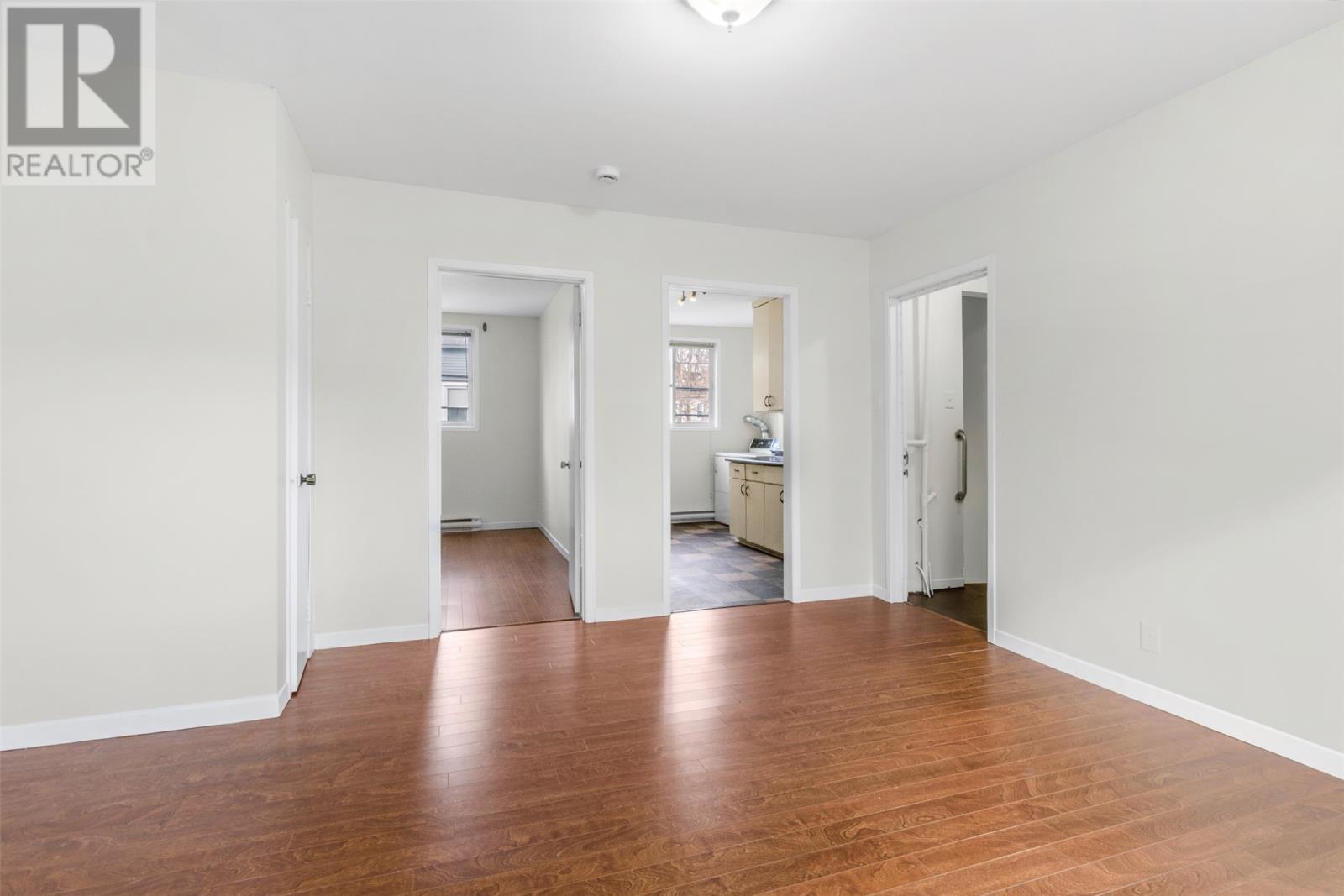 77 Hamilton Avenue, St. John'S, NL - Indoor Photo Showing Other Room