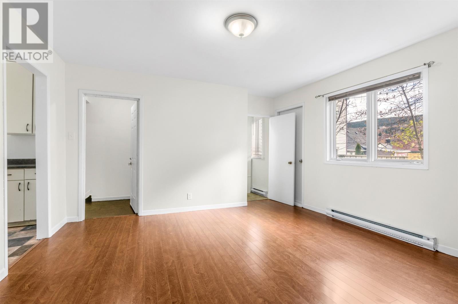 77 Hamilton Avenue, St. John'S, NL - Indoor Photo Showing Other Room