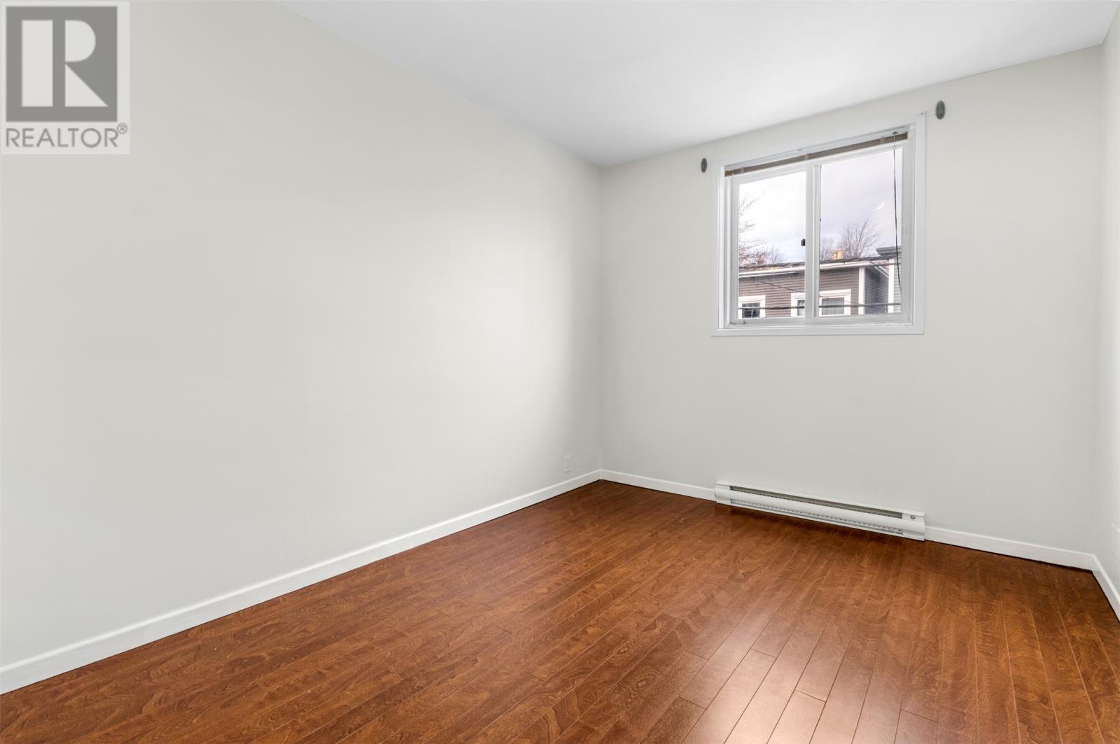 77 Hamilton Avenue, St. John'S, NL - Indoor Photo Showing Other Room