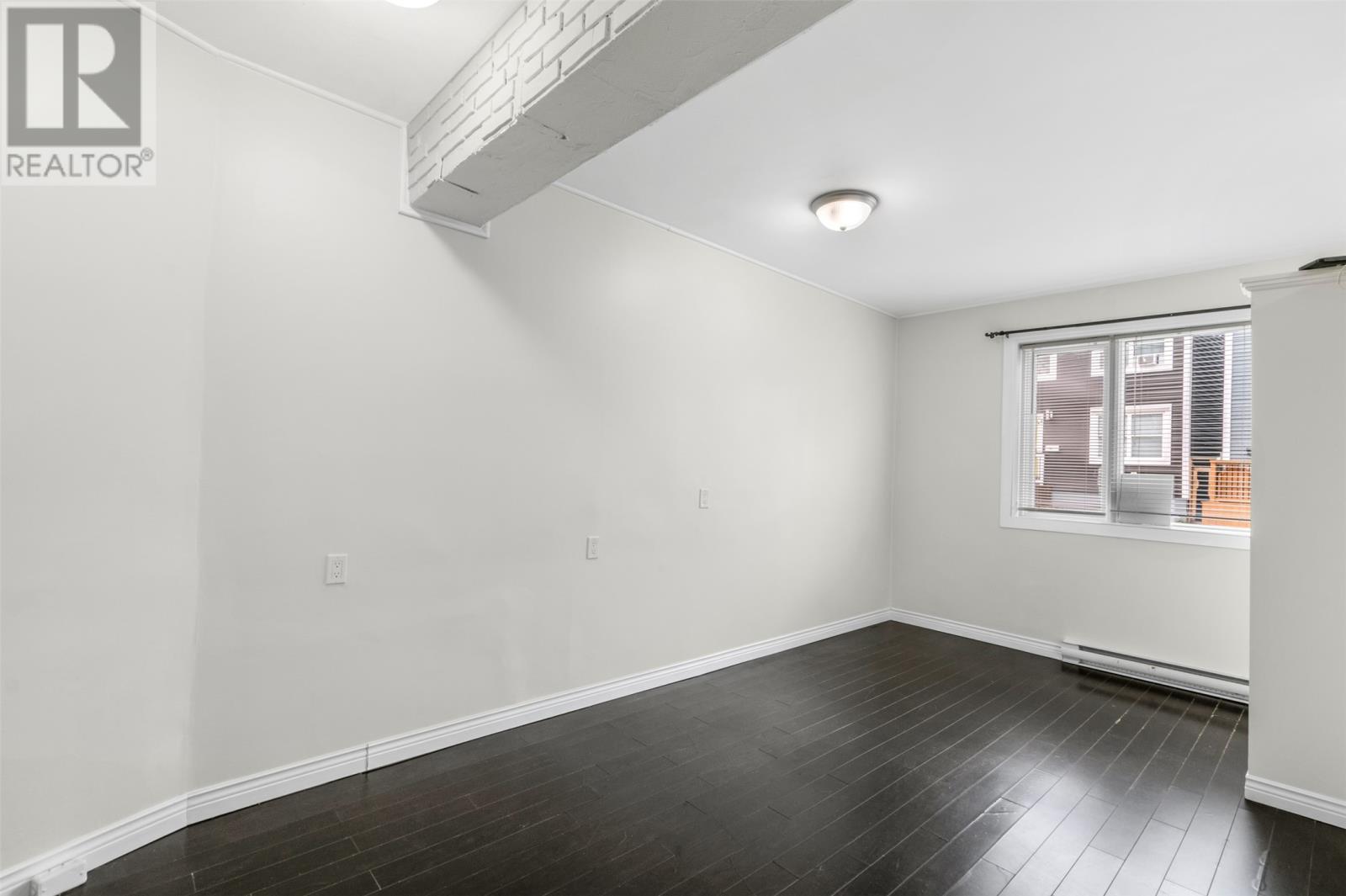 77 Hamilton Avenue, St. John'S, NL - Indoor Photo Showing Other Room