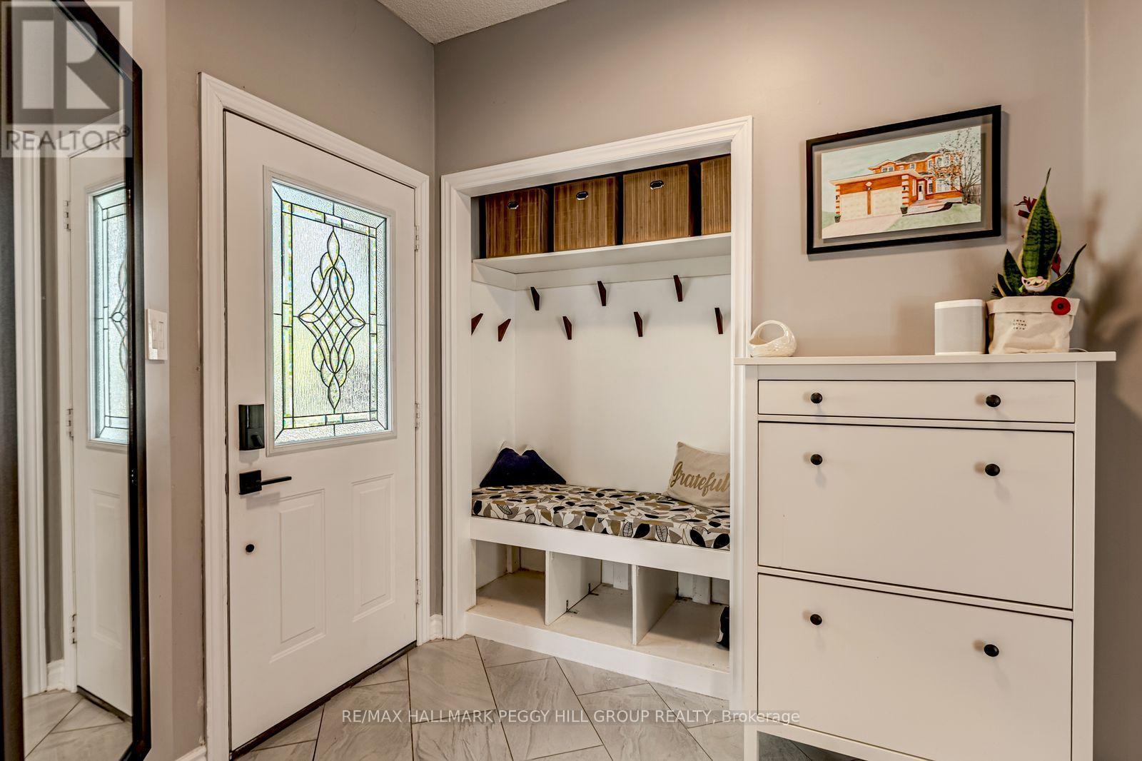 6 Laurelwood Lane, Barrie, ON - Indoor Photo Showing Other Room