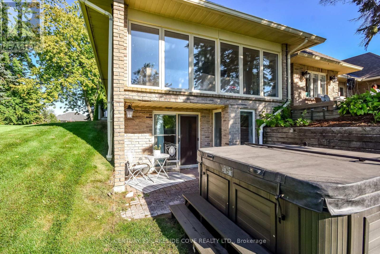 96 Bayshore Drive, Ramara, ON - Outdoor With Deck Patio Veranda