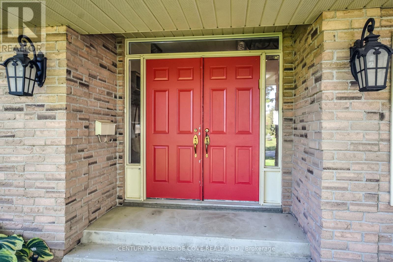 96 Bayshore Drive, Ramara, ON - Outdoor With Exterior