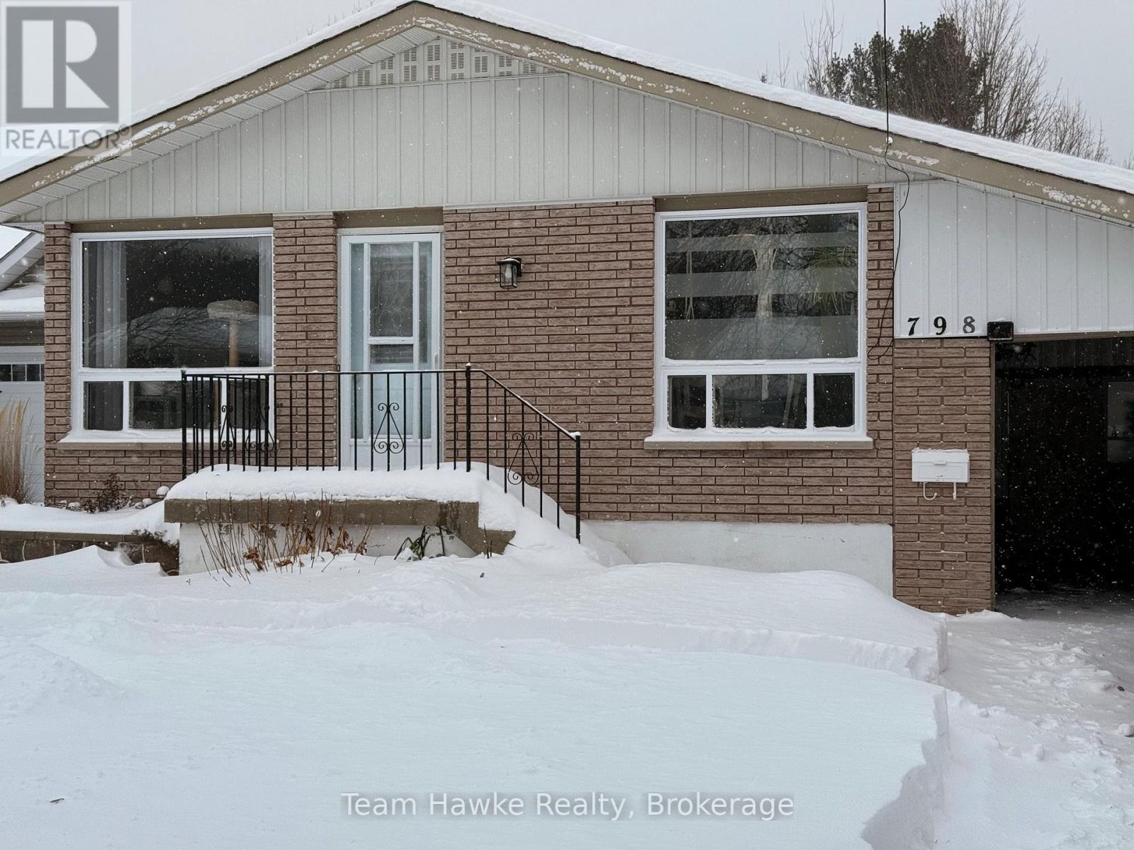 798 Quebec Street, Midland, ON - Outdoor