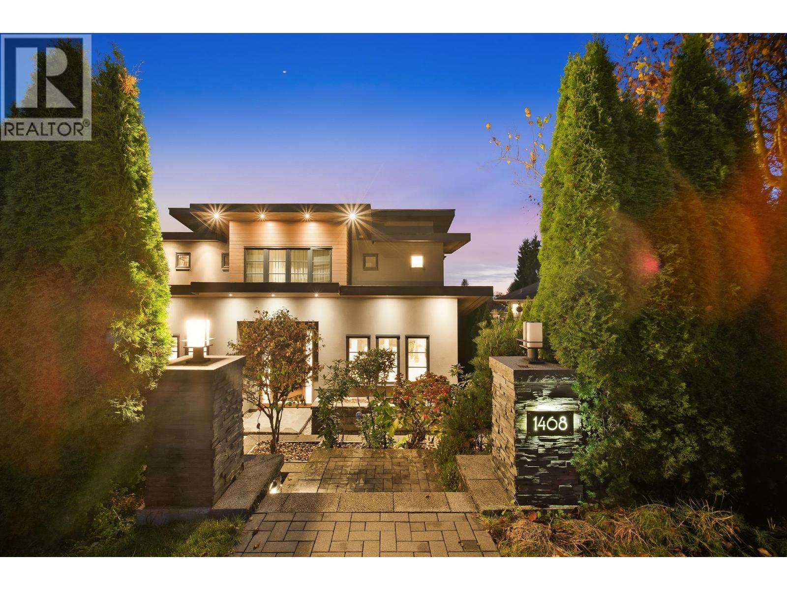 1468 Kings Avenue, West Vancouver, BC - Outdoor