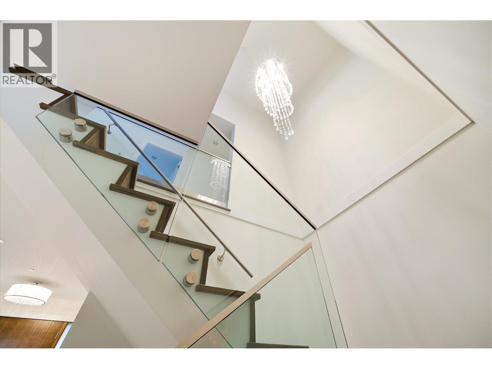 1468 Kings Avenue, West Vancouver, BC - Indoor Photo Showing Other Room