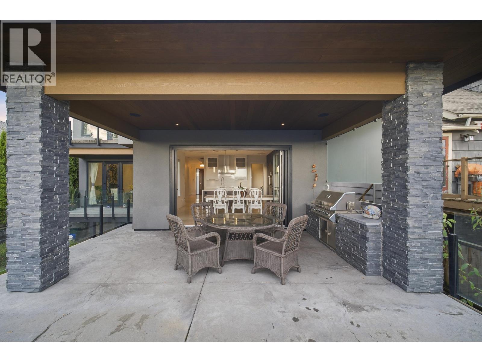 1468 Kings Avenue, West Vancouver, BC - Outdoor With Deck Patio Veranda With Exterior