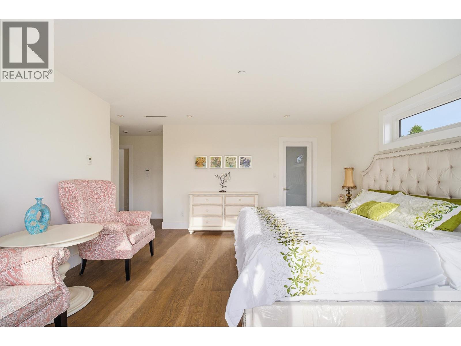 1468 Kings Avenue, West Vancouver, BC - Indoor Photo Showing Bedroom