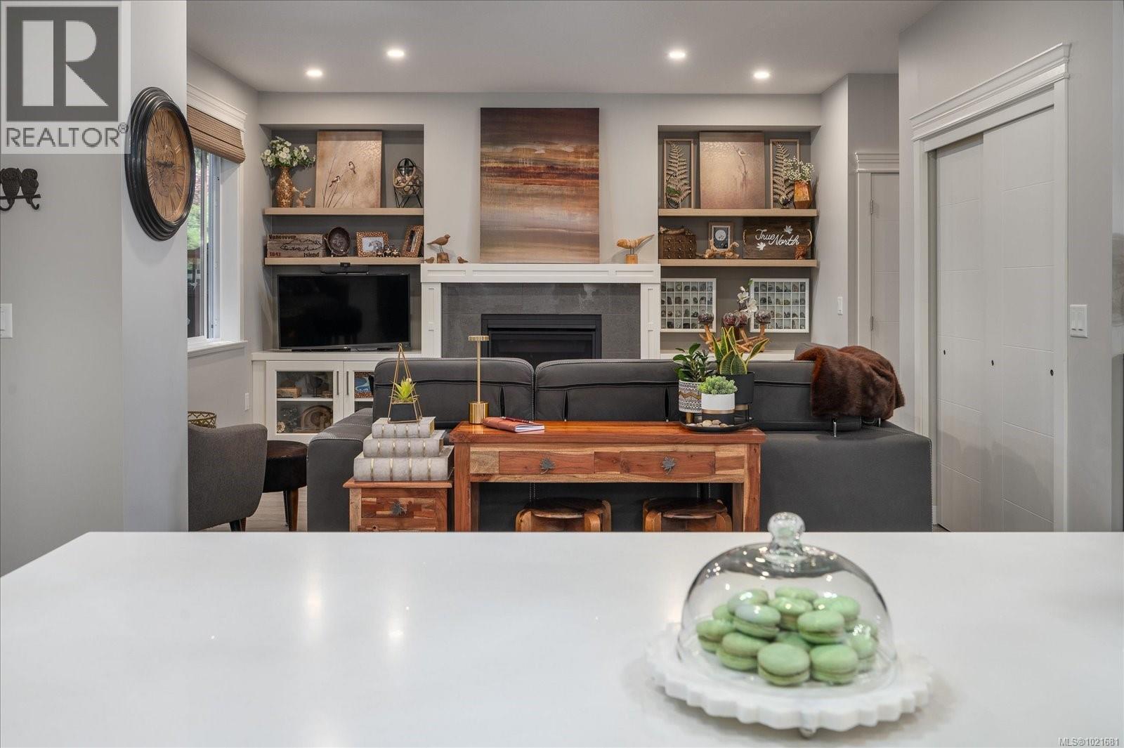 9048 Driftwood Dr, Chemainus, BC - Indoor Photo Showing Dining Room