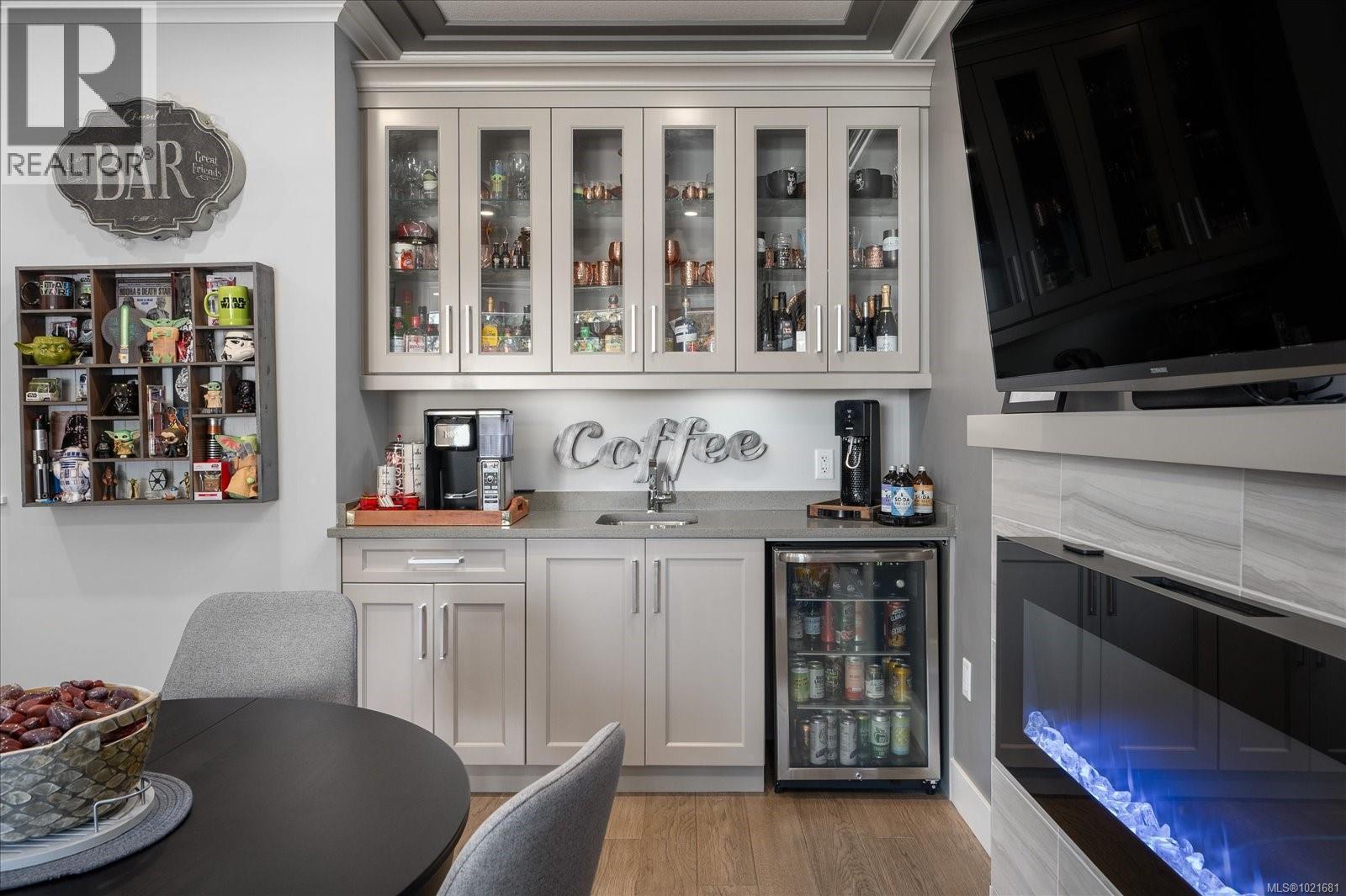 9048 Driftwood Dr, Chemainus, BC - Indoor