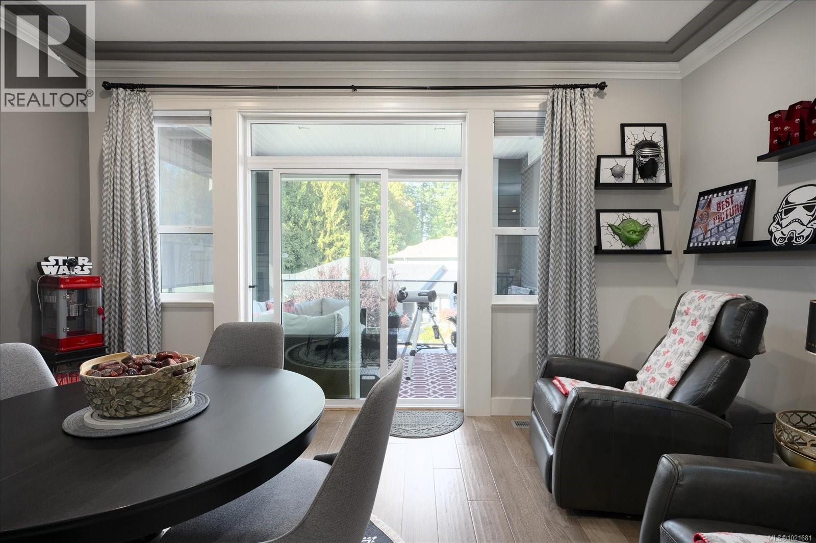 9048 Driftwood Dr, Chemainus, BC - Indoor Photo Showing Dining Room