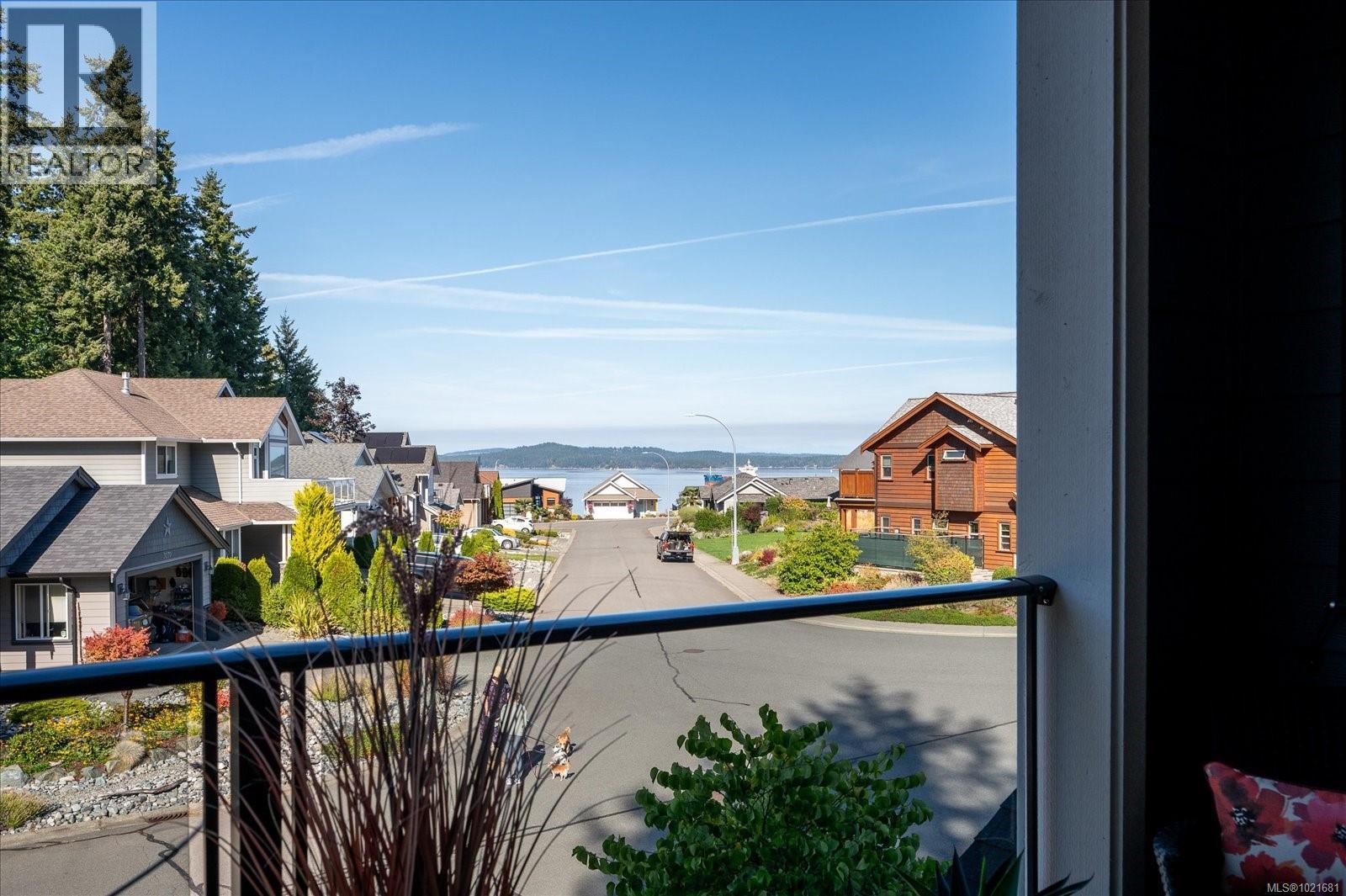 from the uppper balcony - 9048 Driftwood Dr, Chemainus, BC - Outdoor With Body Of Water