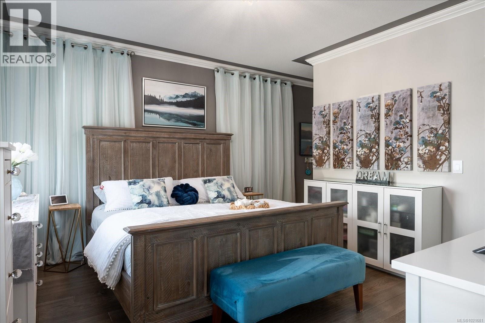 9048 Driftwood Dr, Chemainus, BC - Indoor Photo Showing Bedroom