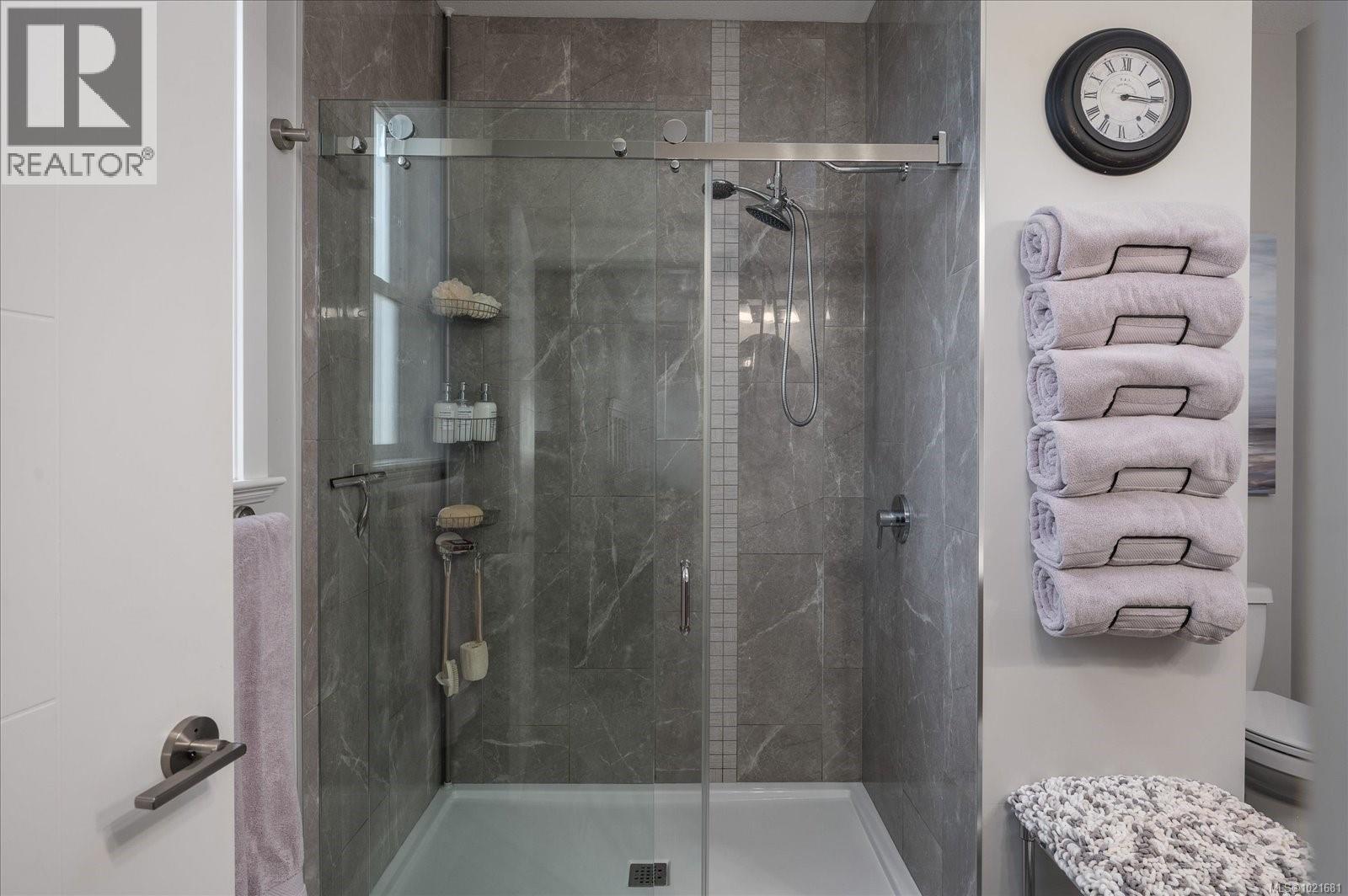 9048 Driftwood Dr, Chemainus, BC - Indoor Photo Showing Bathroom