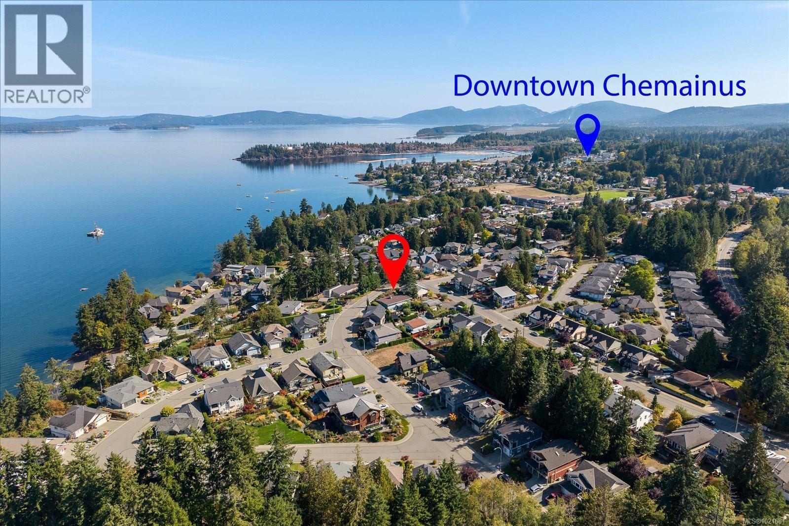 9048 Driftwood Dr, Chemainus, BC - Outdoor With Body Of Water With View