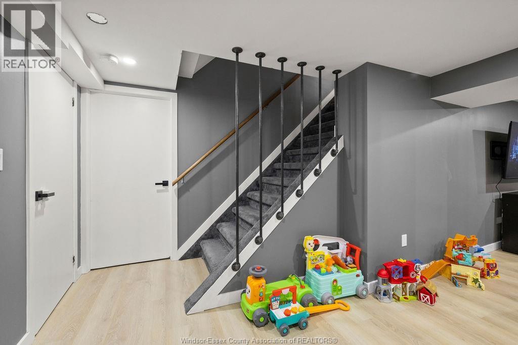 3095 Academy Drive, Windsor, ON - Indoor Photo Showing Other Room