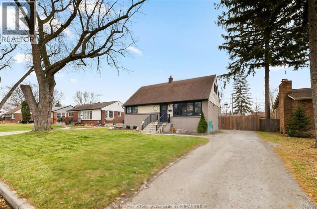 3095 Academy Drive, Windsor, ON - Outdoor