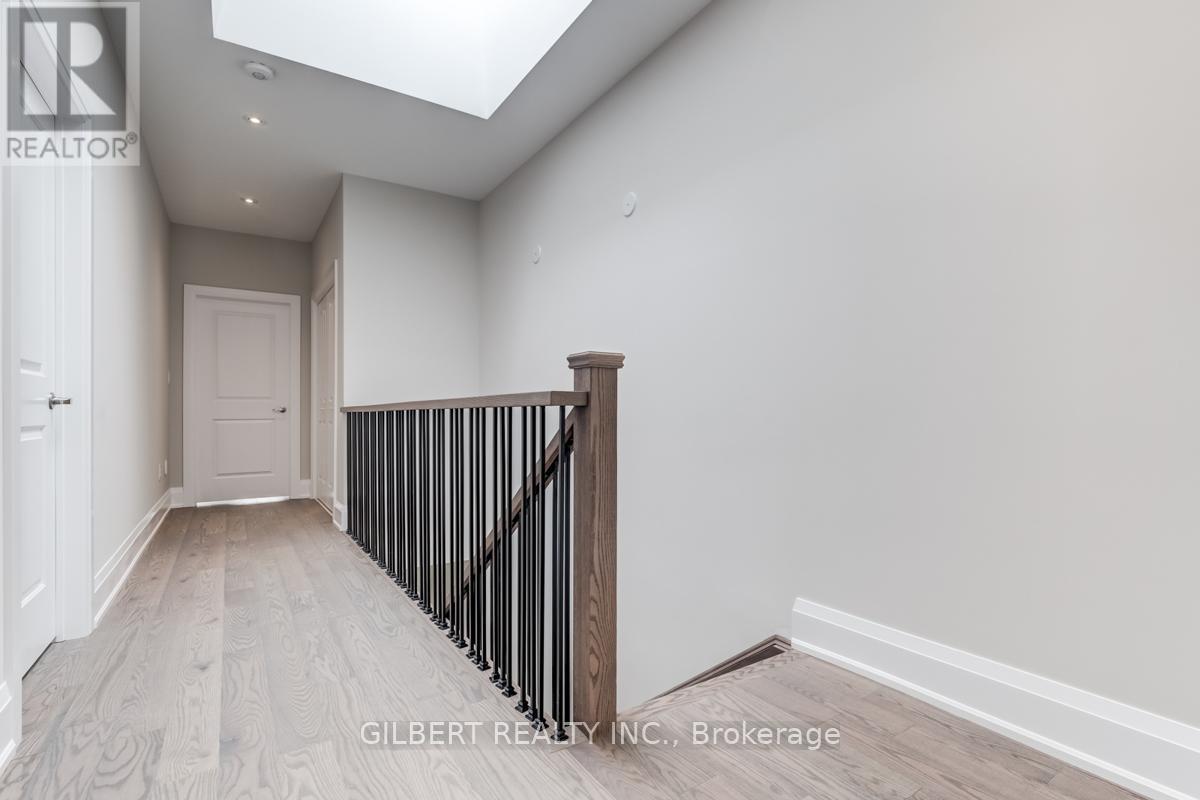 35A Marquette Avenue, Toronto, ON - Indoor Photo Showing Other Room
