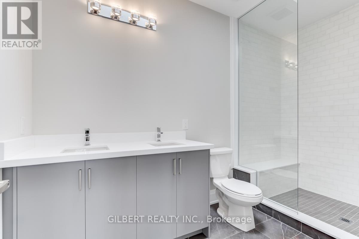 35A Marquette Avenue, Toronto, ON - Indoor Photo Showing Bathroom
