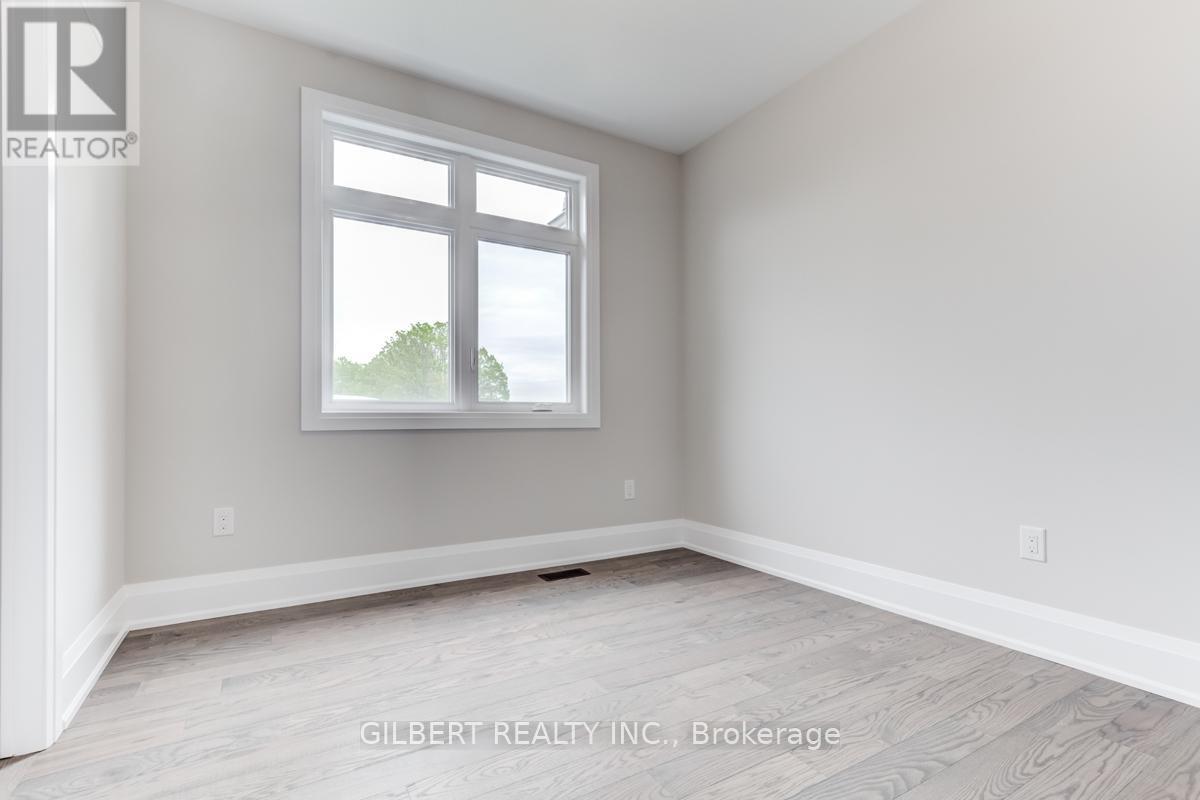 35A Marquette Avenue, Toronto, ON - Indoor Photo Showing Other Room