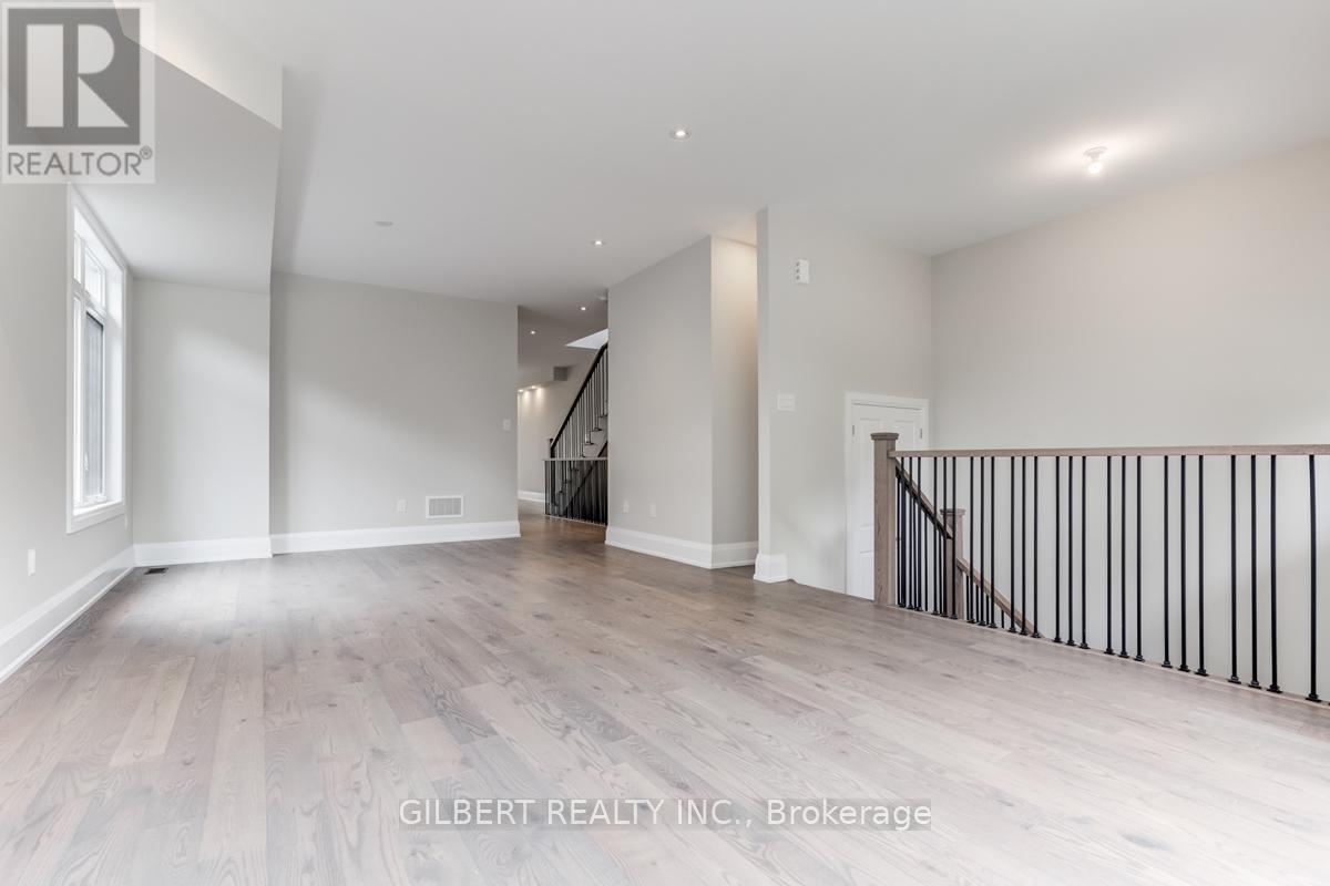 35A Marquette Avenue, Toronto, ON - Indoor Photo Showing Other Room