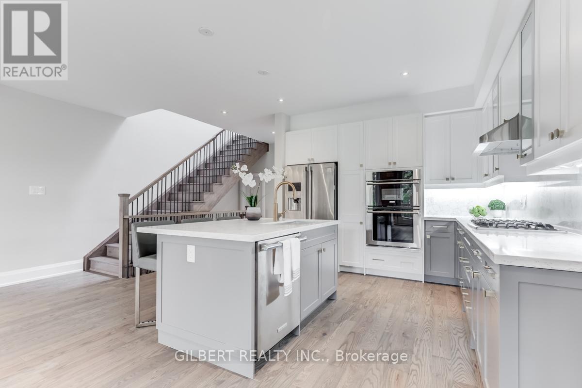35A Marquette Avenue, Toronto, ON - Indoor Photo Showing Kitchen With Upgraded Kitchen