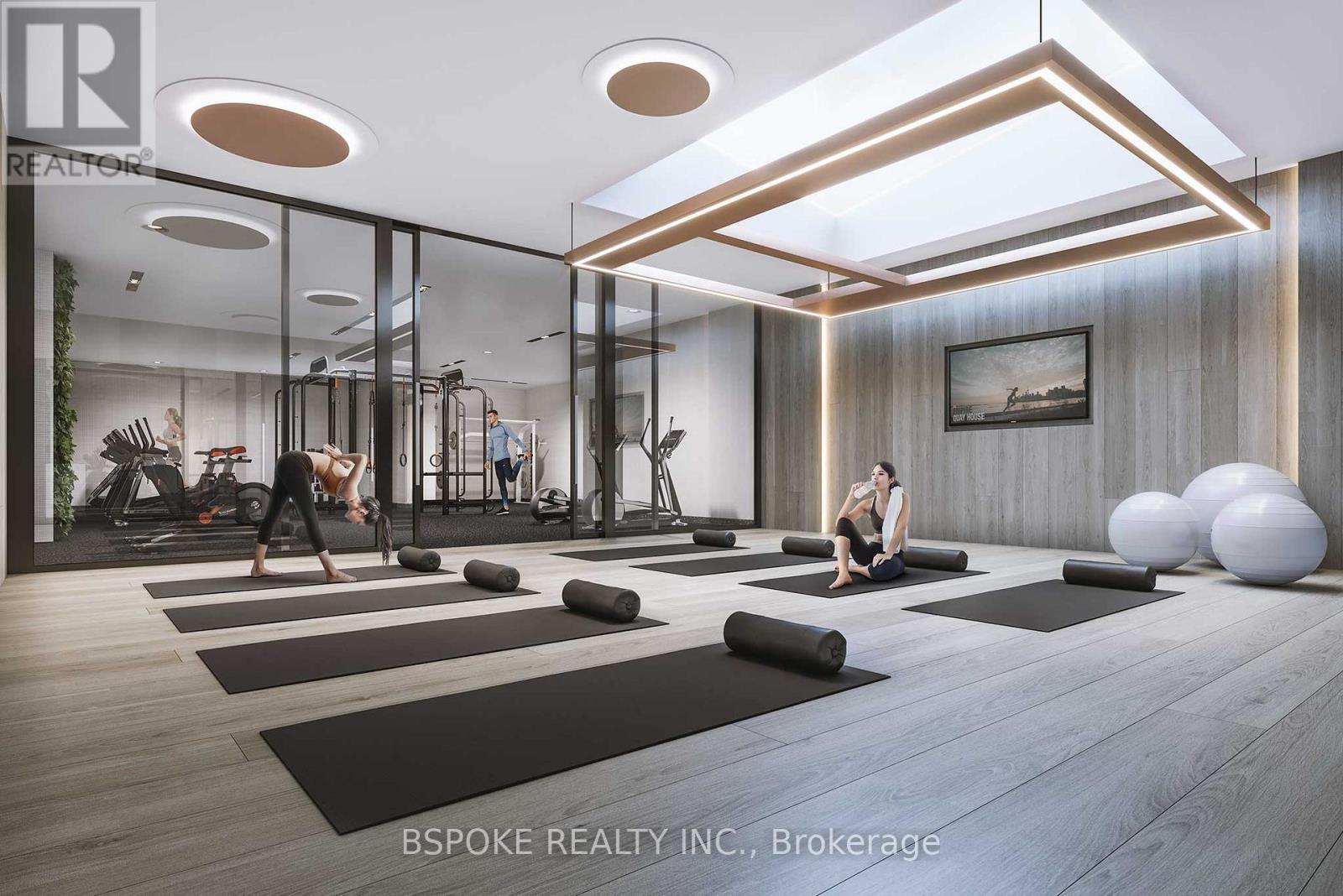 927 - 15 Richardson Street, Toronto, ON - Indoor Photo Showing Gym Room