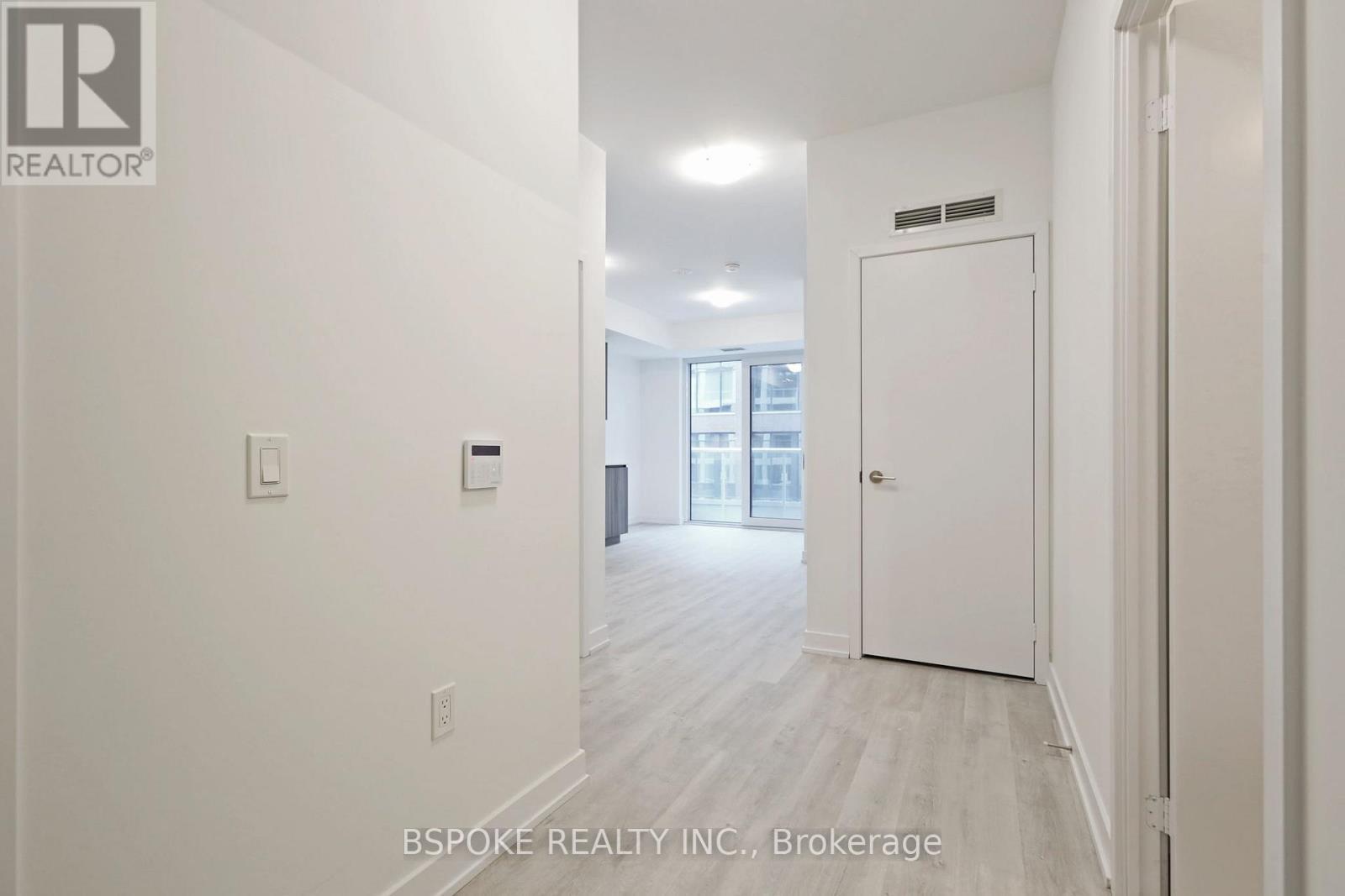 927 - 15 Richardson Street, Toronto, ON - Indoor Photo Showing Other Room