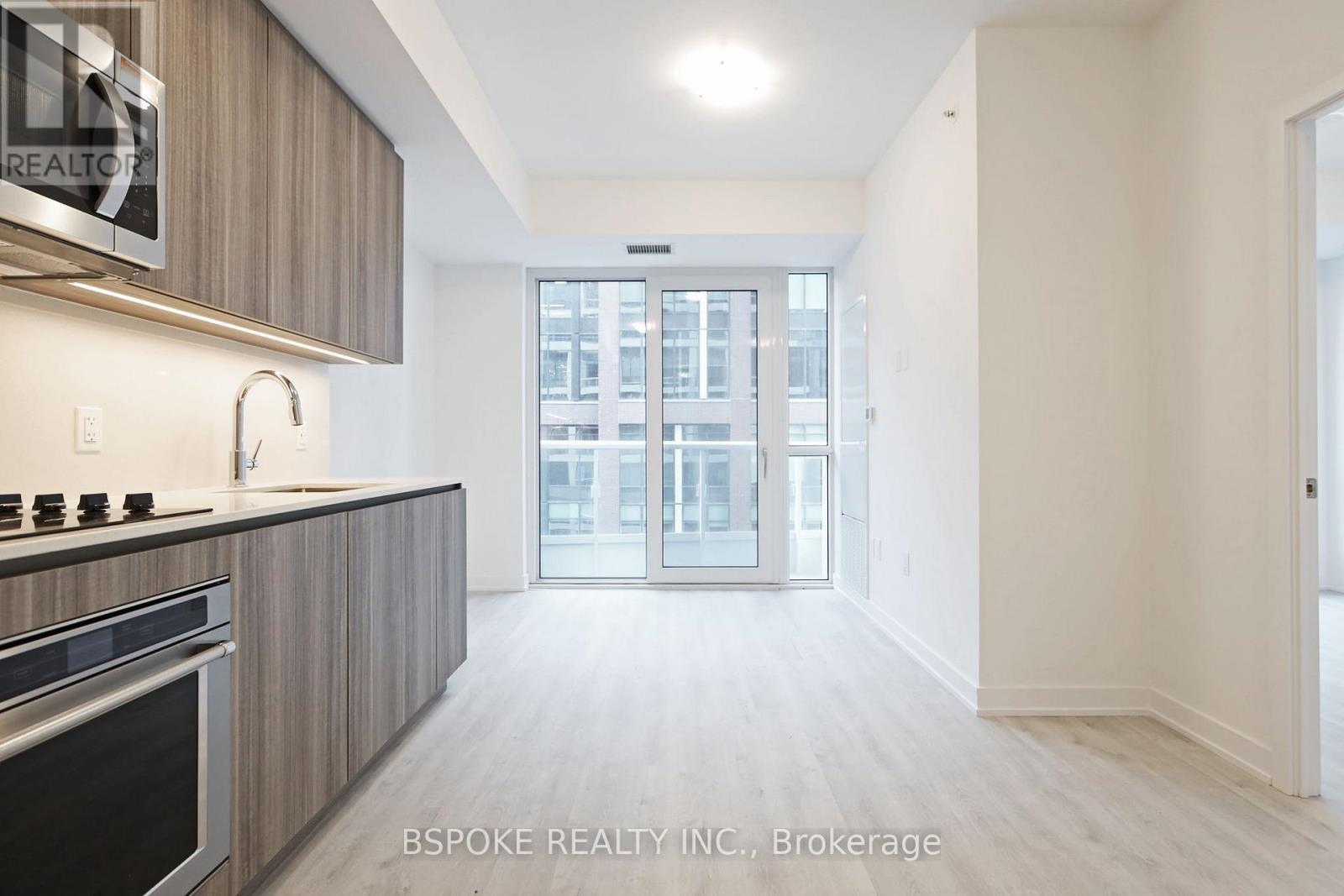 927 - 15 Richardson Street, Toronto, ON - Indoor