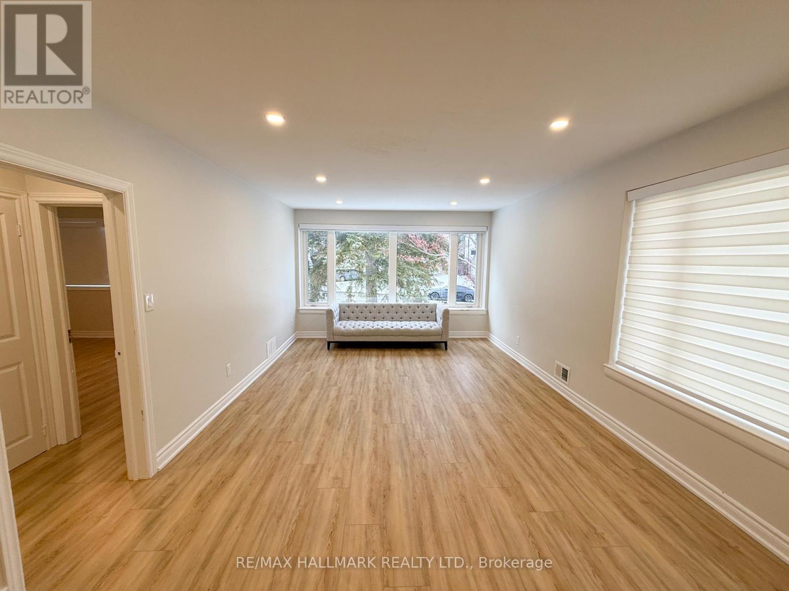 Main - 82 Norden Crescent, Toronto, ON - Indoor Photo Showing Other Room