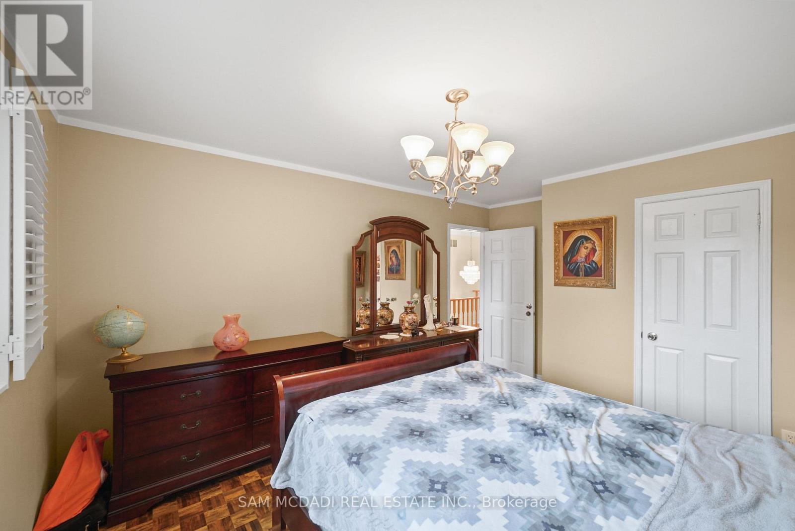 2005 Lady Di Court, Mississauga, ON - Indoor Photo Showing Bedroom