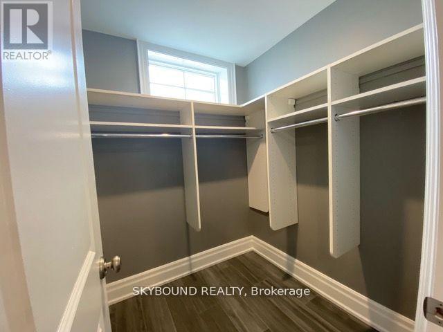 2 - 163 Riverside Drive, Toronto, ON - Indoor With Storage