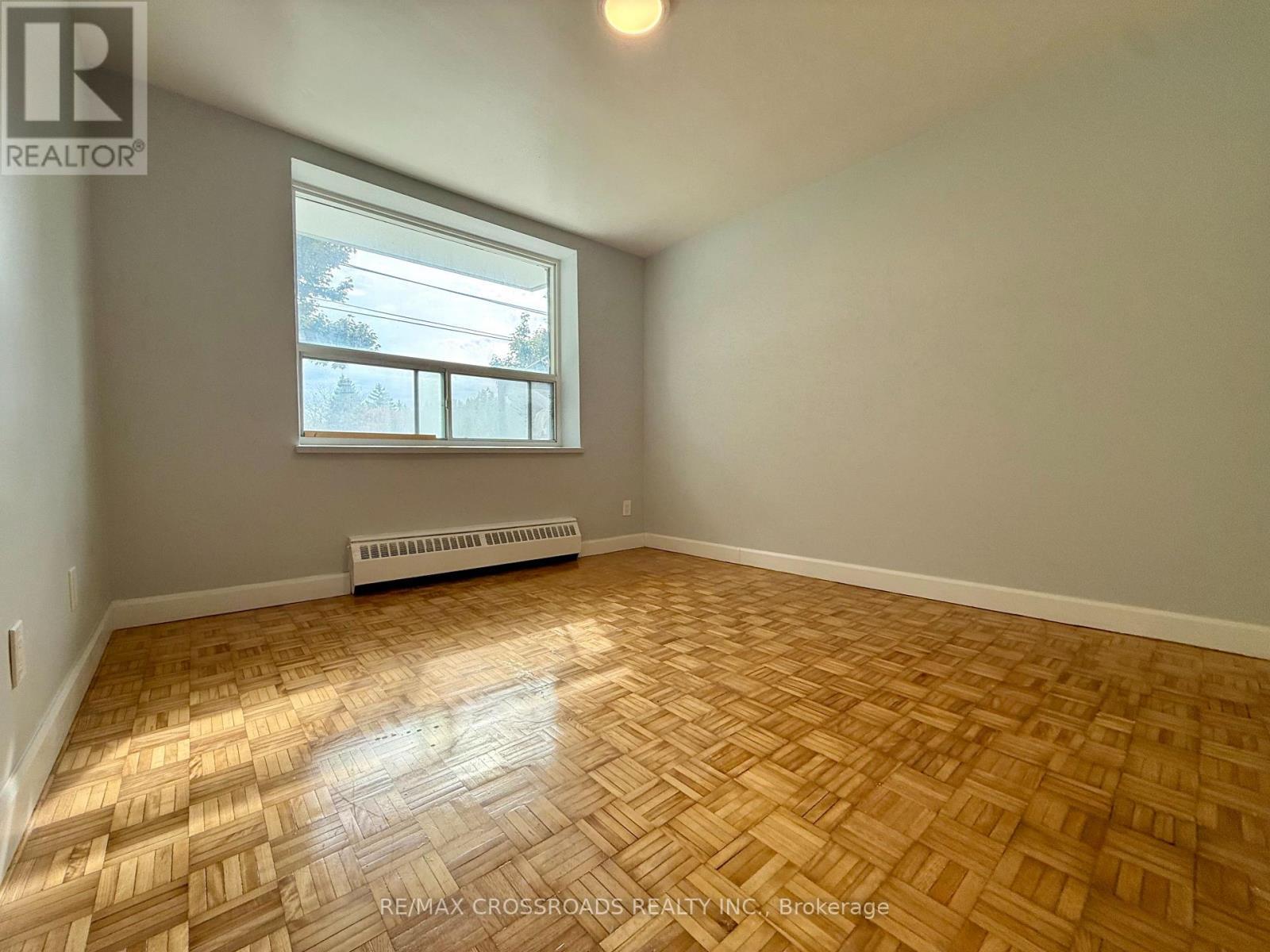 103 - 363 Lakeshore Road E, Mississauga, ON - Indoor Photo Showing Other Room