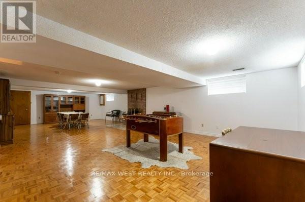 8 Hearne Avenue, Toronto, ON - Indoor