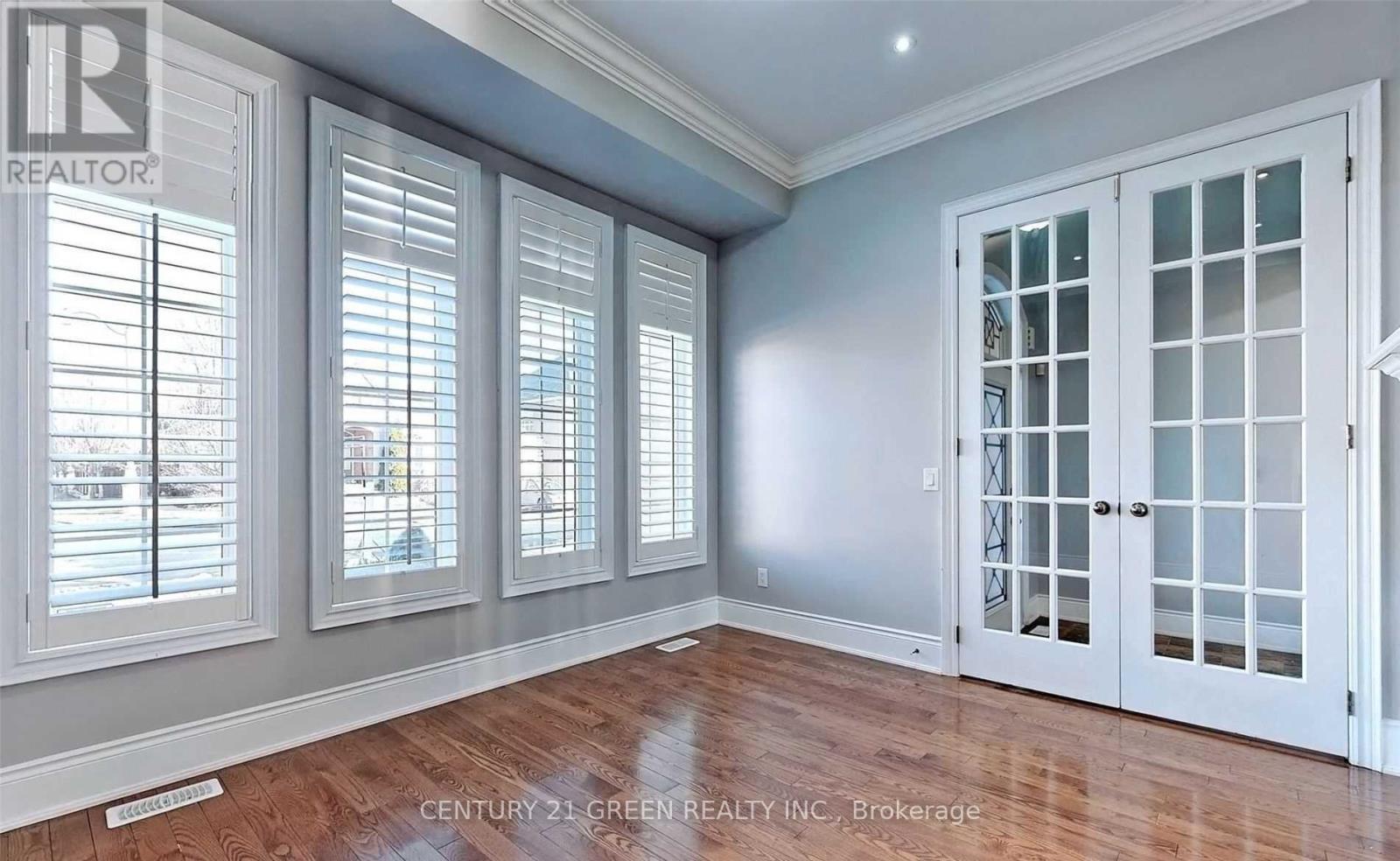 8 Pasadena Avenue, Brampton, ON - Indoor Photo Showing Other Room