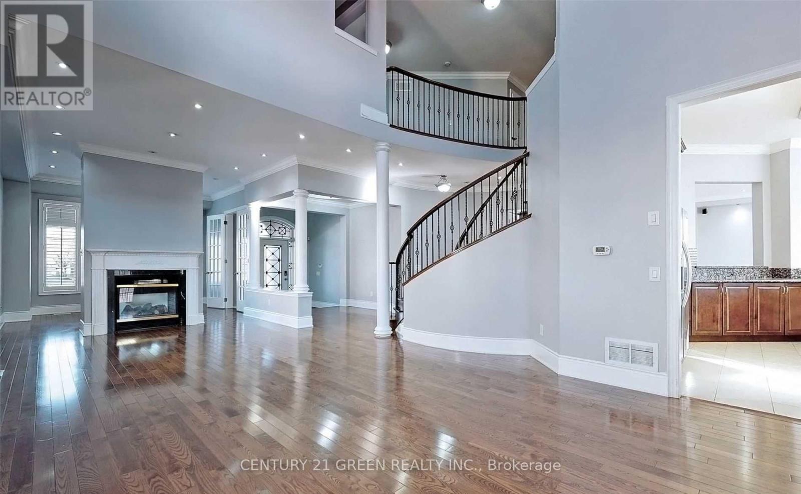 8 Pasadena Avenue, Brampton, ON - Indoor With Fireplace