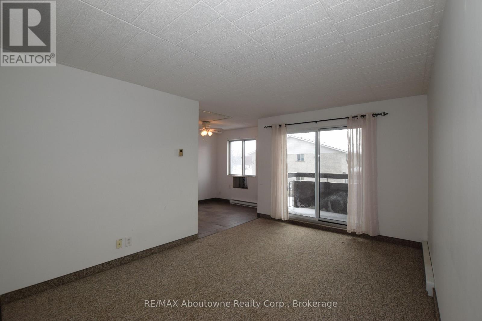 210 - 36 Freeborn Avenue, Brantford, ON - Indoor Photo Showing Other Room