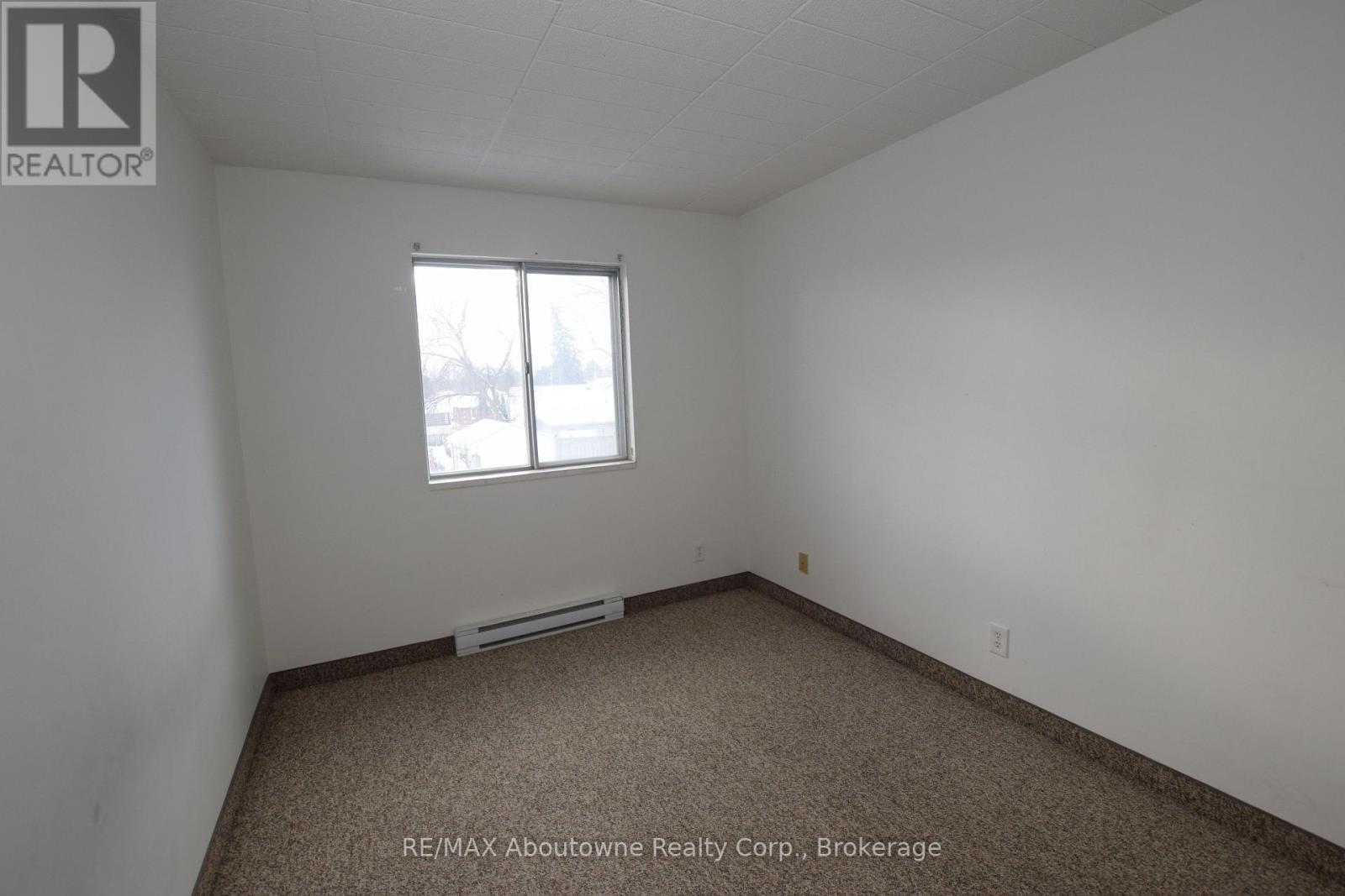 210 - 36 Freeborn Avenue, Brantford, ON - Indoor Photo Showing Other Room
