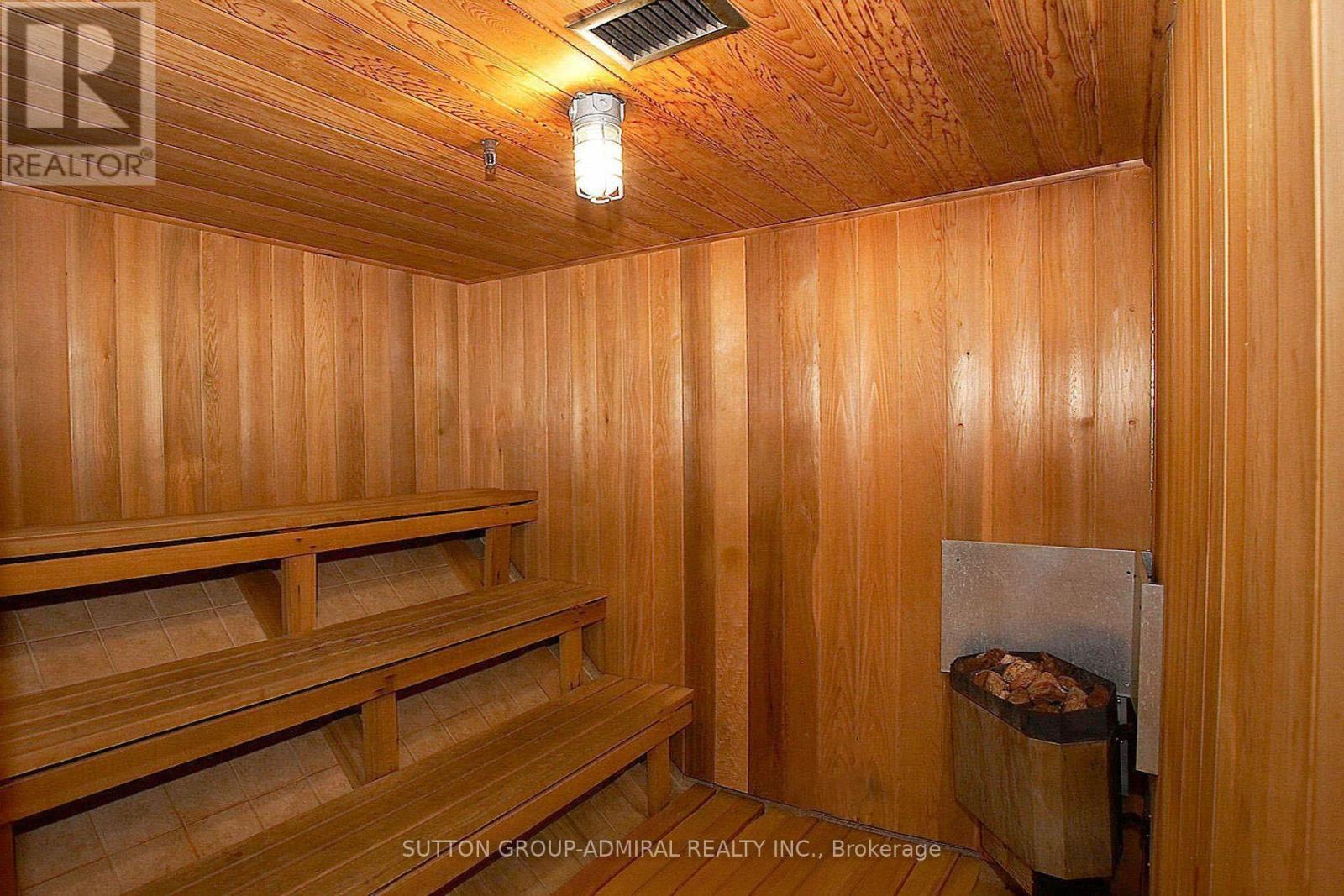 1001 - 270 Scarlett Road, Toronto, ON - Indoor Photo Showing Other Room