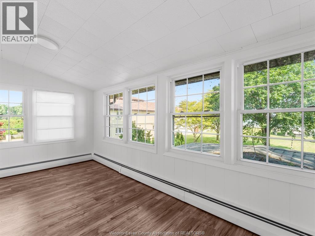 13050 Riverside Drive East, Tecumseh, ON - Indoor Photo Showing Other Room