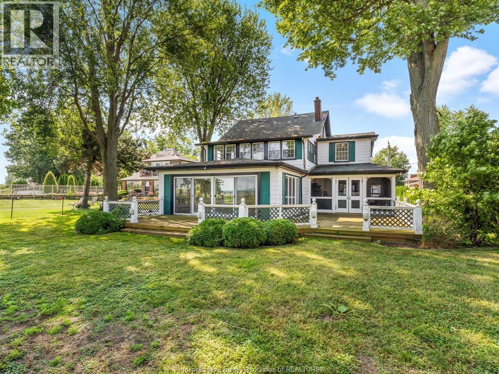 13050 Riverside Drive East, Tecumseh, ON - Outdoor With Deck Patio Veranda