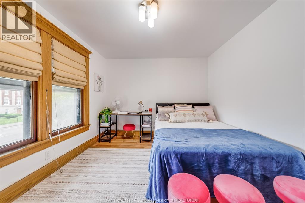 961 Ouellette Avenue Unit# 3, Windsor, ON - Indoor Photo Showing Bedroom