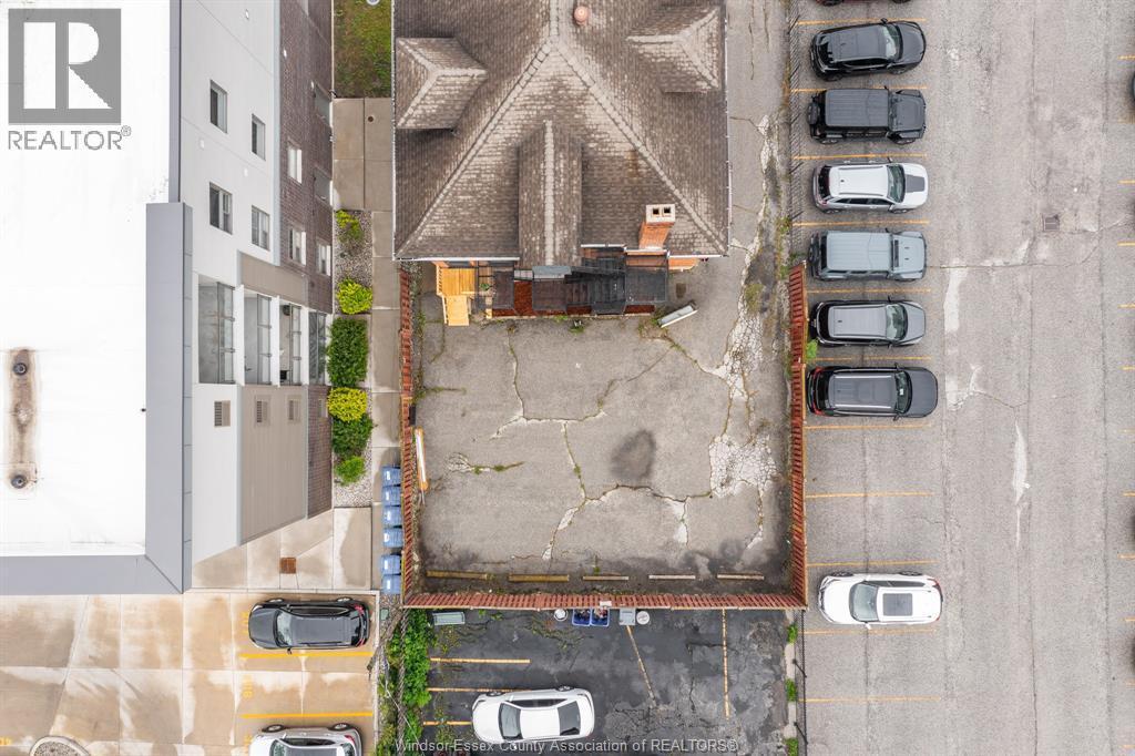 961 Ouellette Avenue Unit# 3, Windsor, ON -