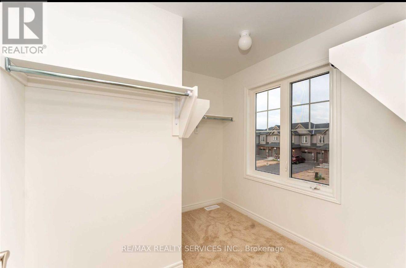 26 Sunflower Place, Welland, ON - Indoor Photo Showing Other Room