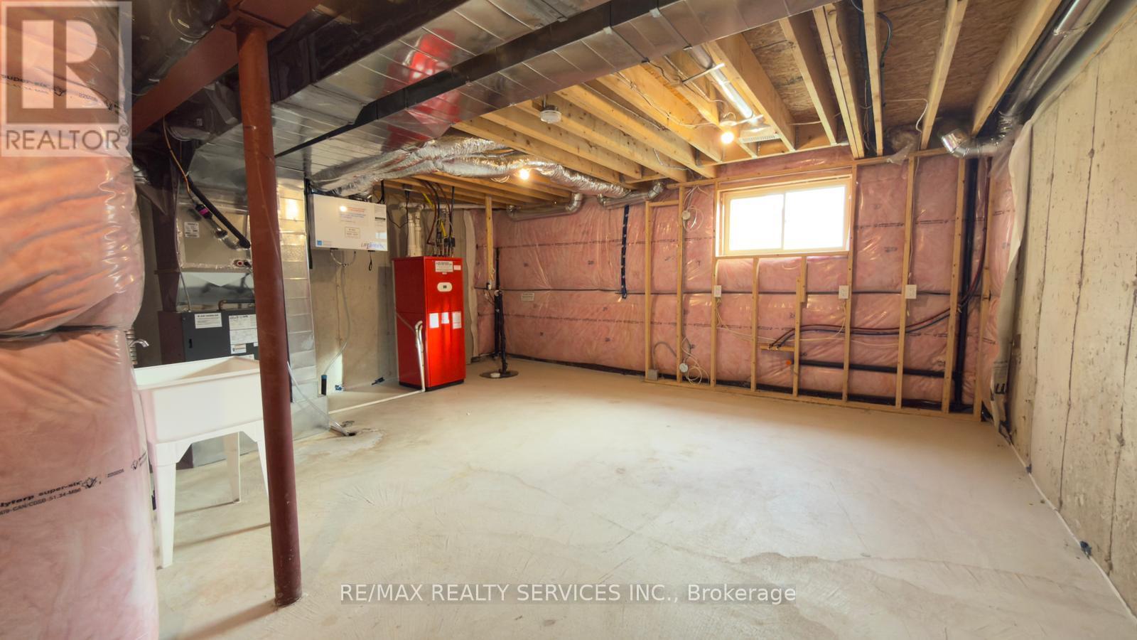26 Sunflower Place, Welland, ON - Indoor Photo Showing Basement