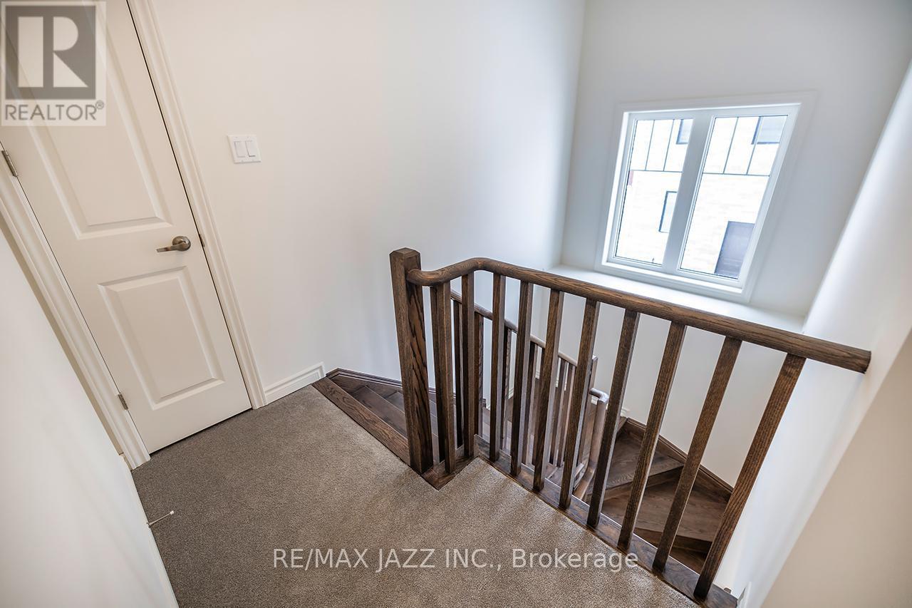 67 Debois Street, Kawartha Lakes (Lindsay), ON - Indoor Photo Showing Other Room