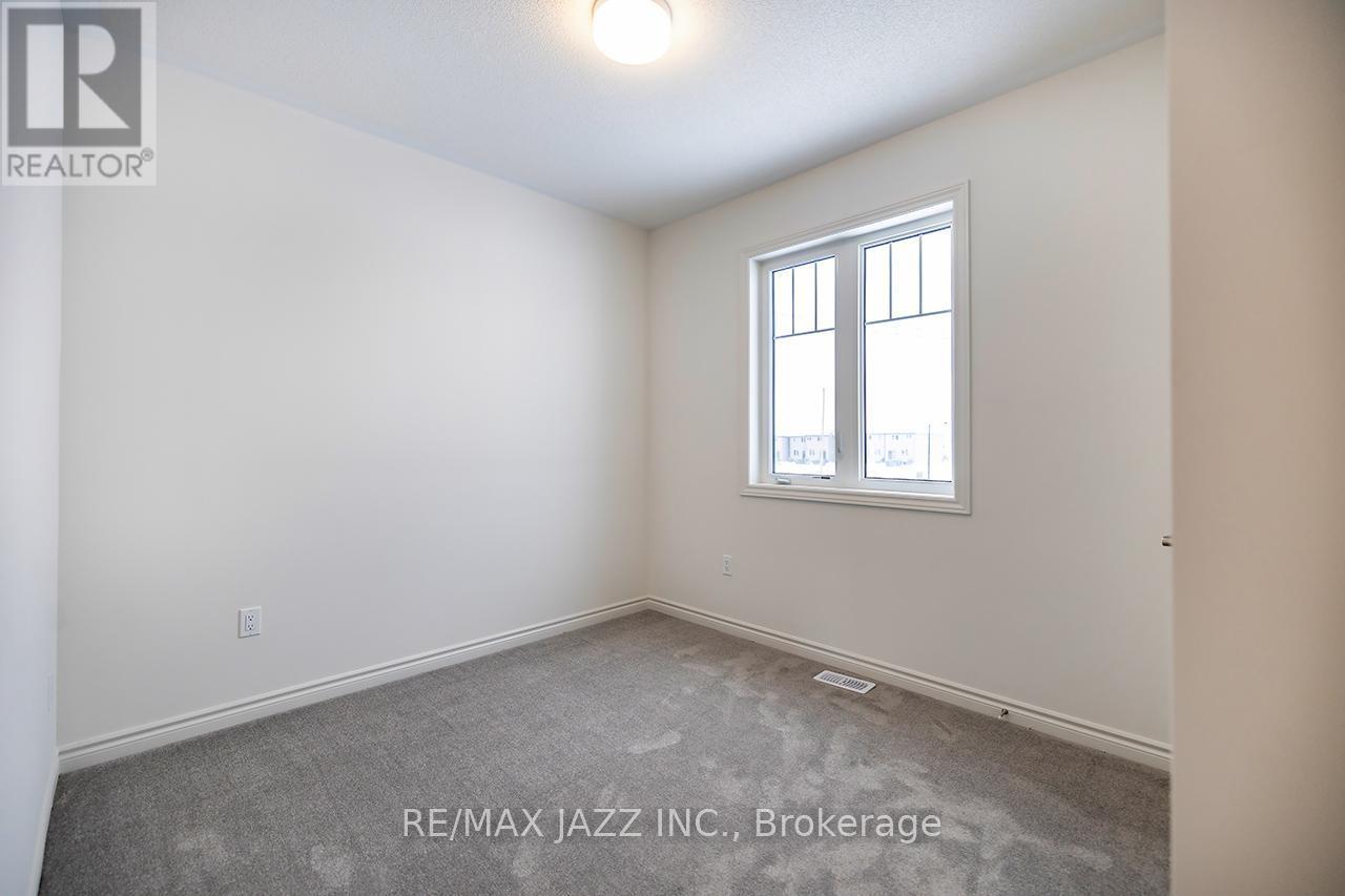 67 Debois Street, Kawartha Lakes (Lindsay), ON - Indoor Photo Showing Other Room